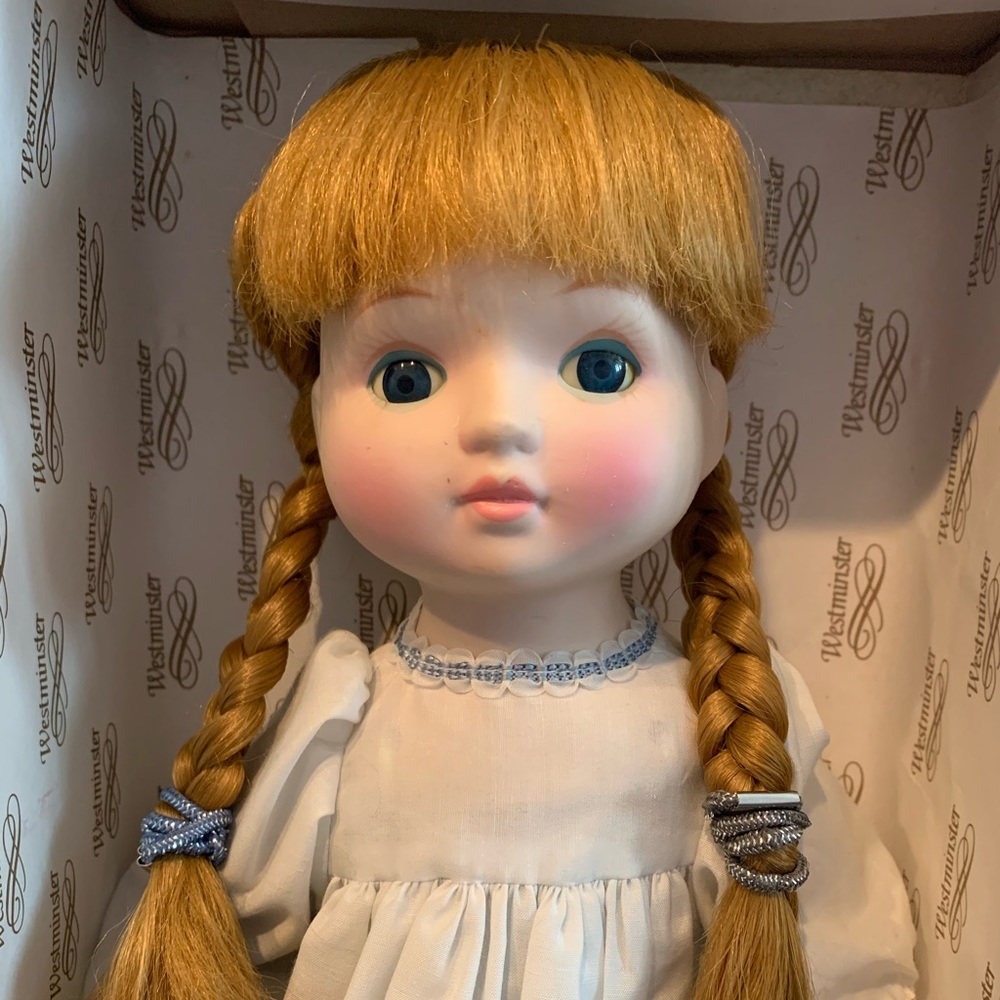 PORCELAIN DOLL 🤍 - Picture 2 of 4